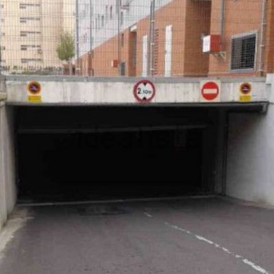 Garage en Alquiler