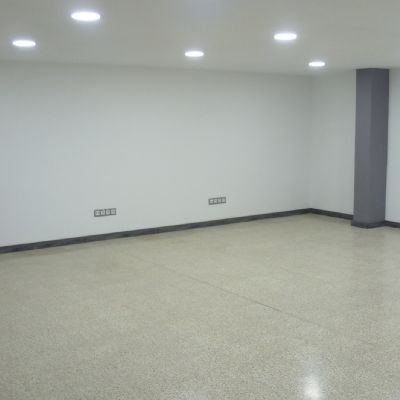 Local comercial en Venta