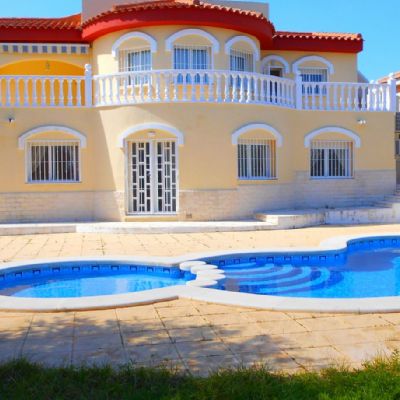 Chalets individuales en Venta