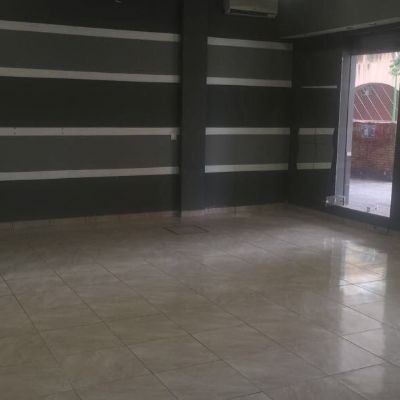 Local comercial en Alquiler