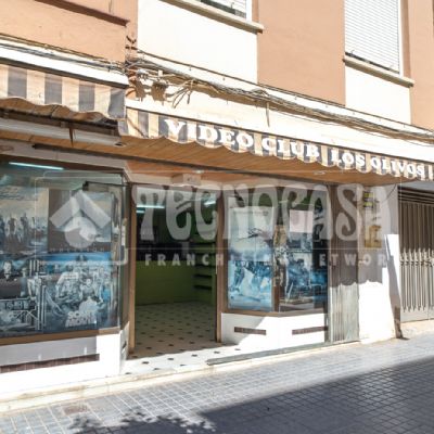 Local comercial en Venta