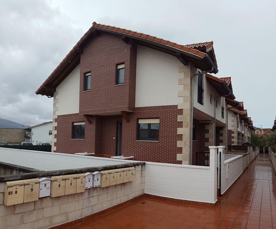 Chalet adosados en Venta
