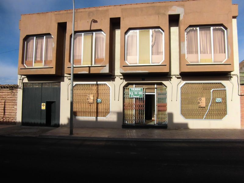 Local comercial en Venta