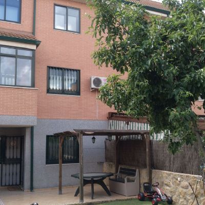 Chalet adosados en Venta