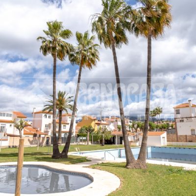 Chalet adosados en Venta