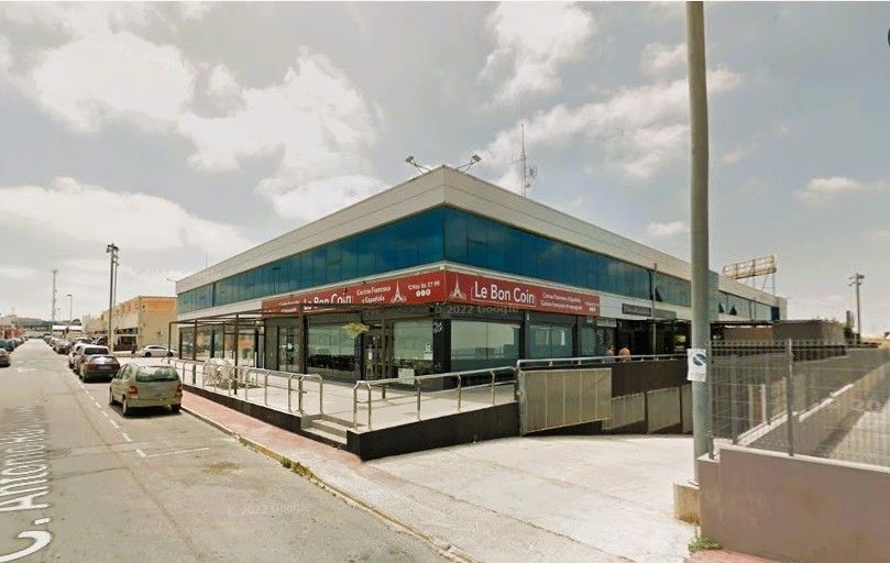 Local comercial en Alquiler