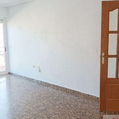 Piso en Alquiler