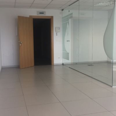 Oficina en Alquiler