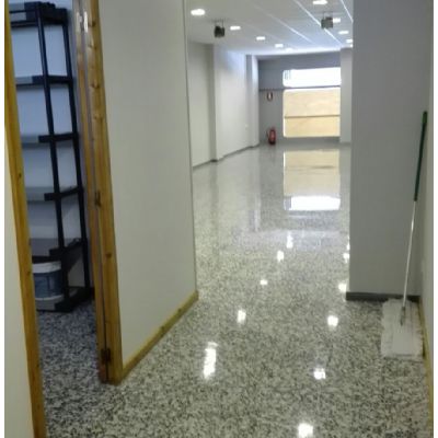 Local comercial en Venta