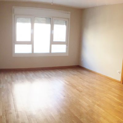 Piso en Alquiler