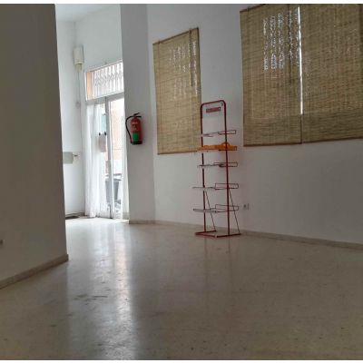 Local comercial en Alquiler
